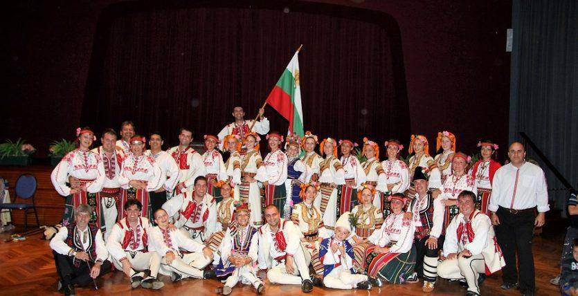 Фолклорен танцов ансамбъл Жар в Белгия